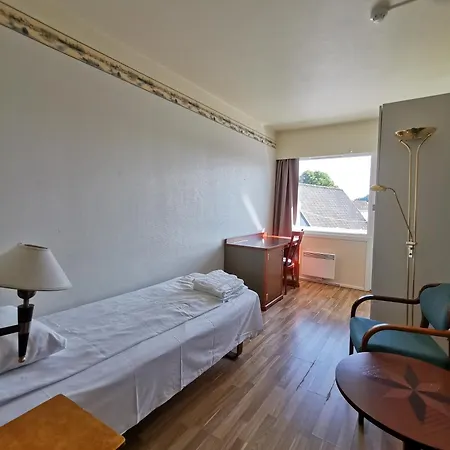 Hotel Skap 3*